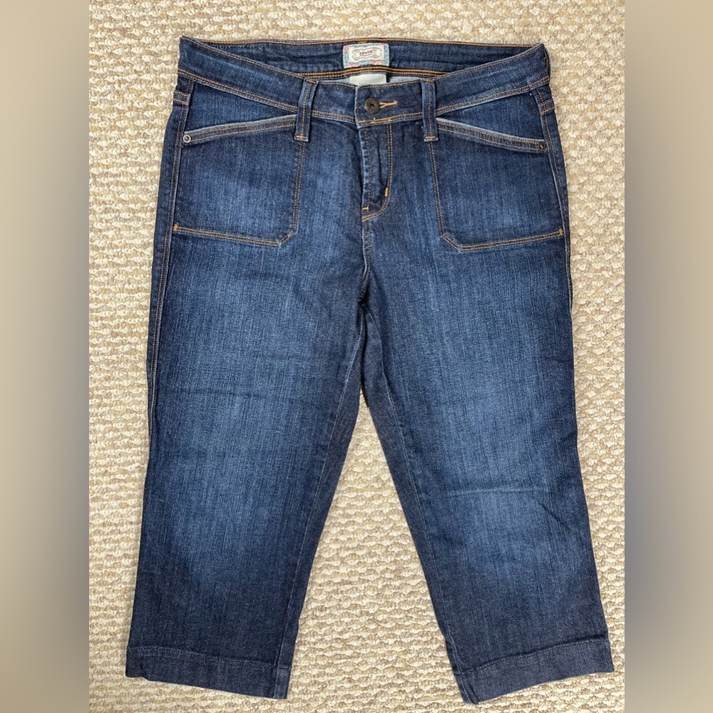 Levi’s 545 Denim Capri Cropped Pants